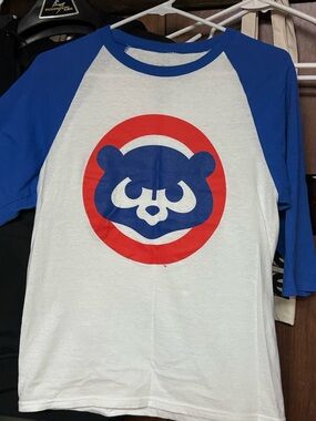 Chicago Cubs 3/4 Sleeve Stitches Raglan Tee
